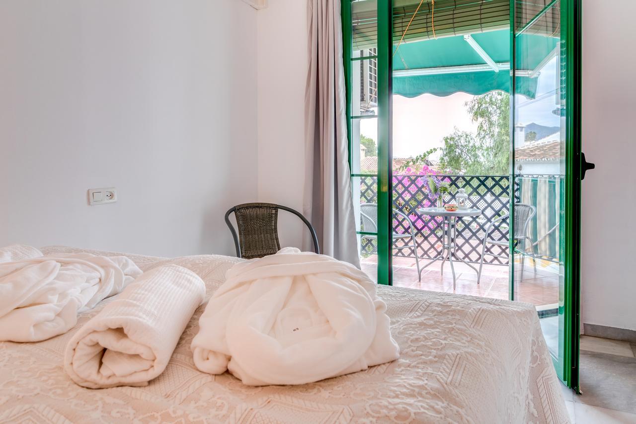 Hostal Alegre Nerja Dış mekan fotoğraf