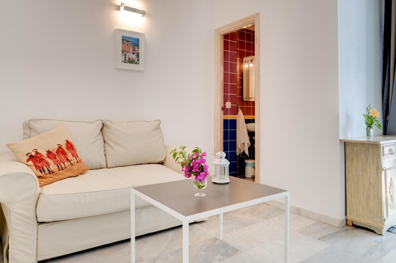 Hostal Alegre Nerja Dış mekan fotoğraf